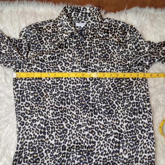 Equipment Reese Leopard Print Button Down Shirt Size XS - Picture 8 of 15